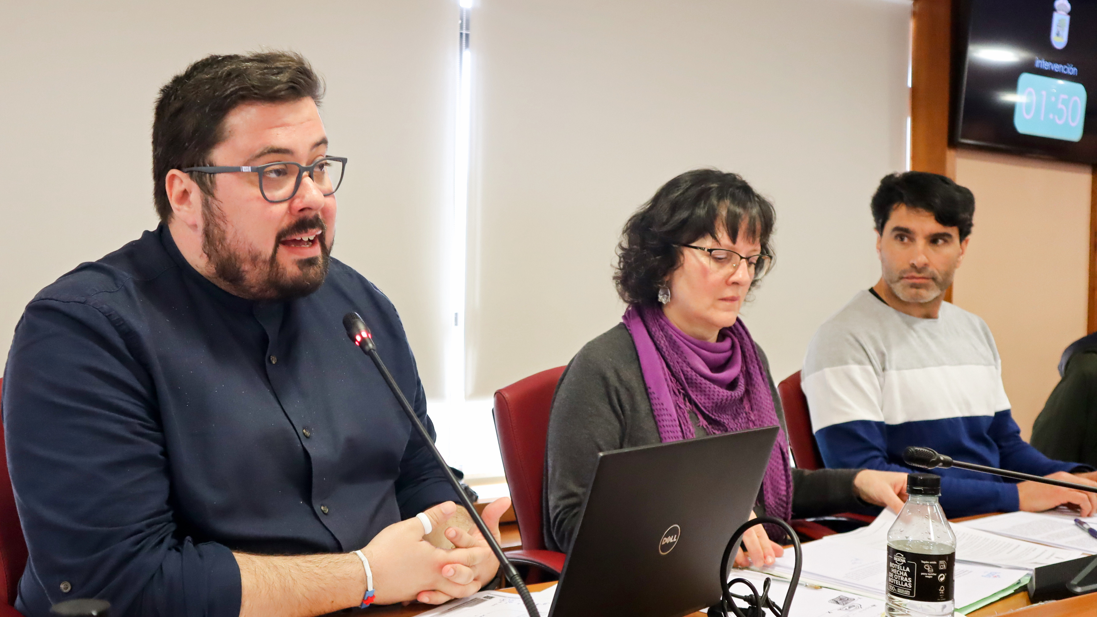 Xabier_P_Igrexas__Ana_Martínez_e_Filipe_Abalde_no_Pleno_de_Vigo.jpg