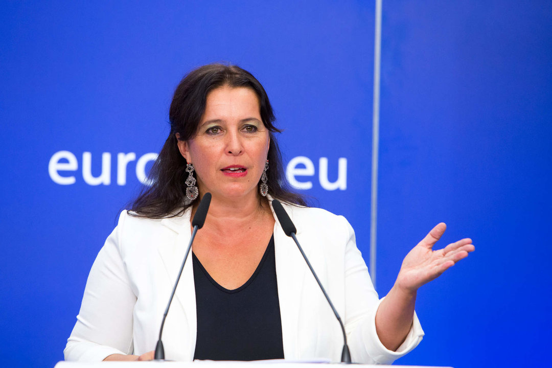 ana_miranda.jpg