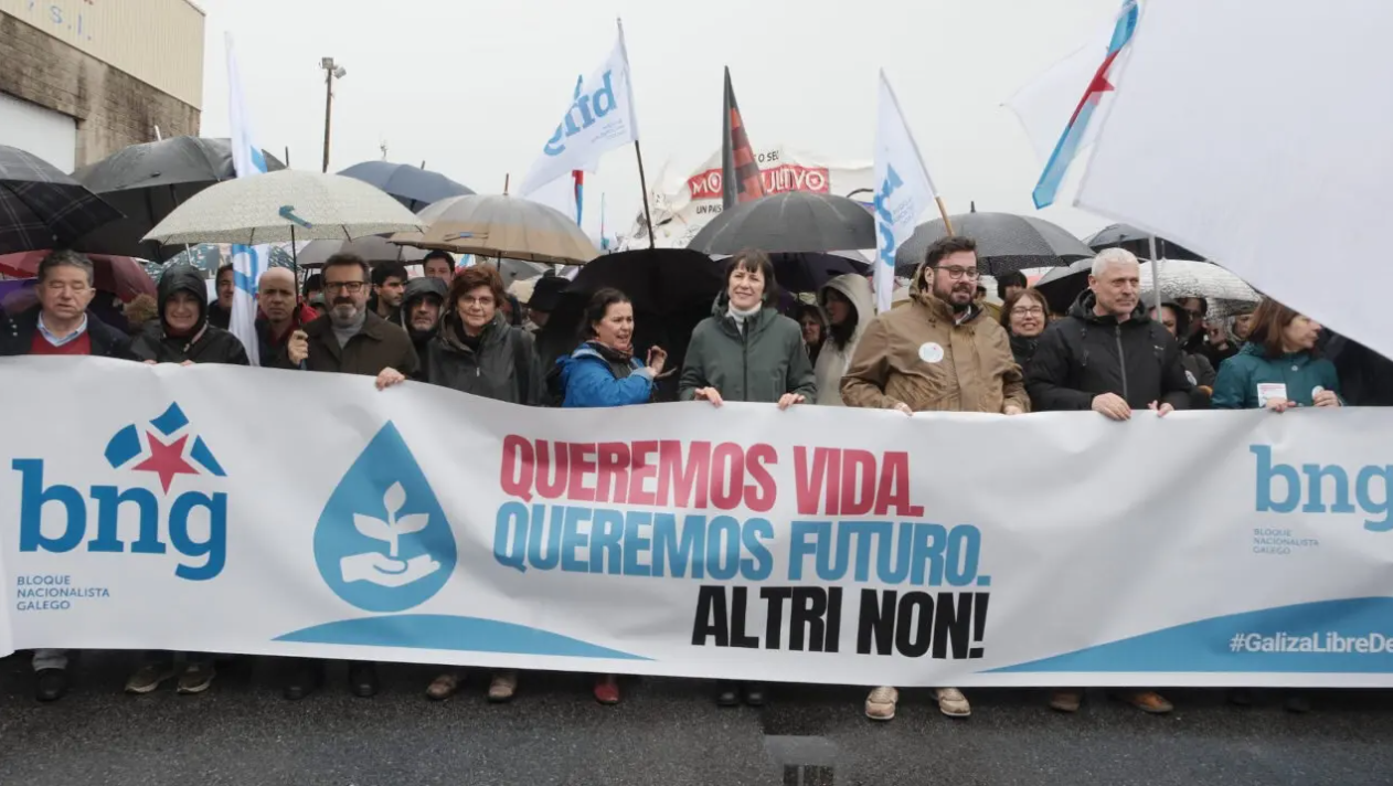 mani_altri.png
