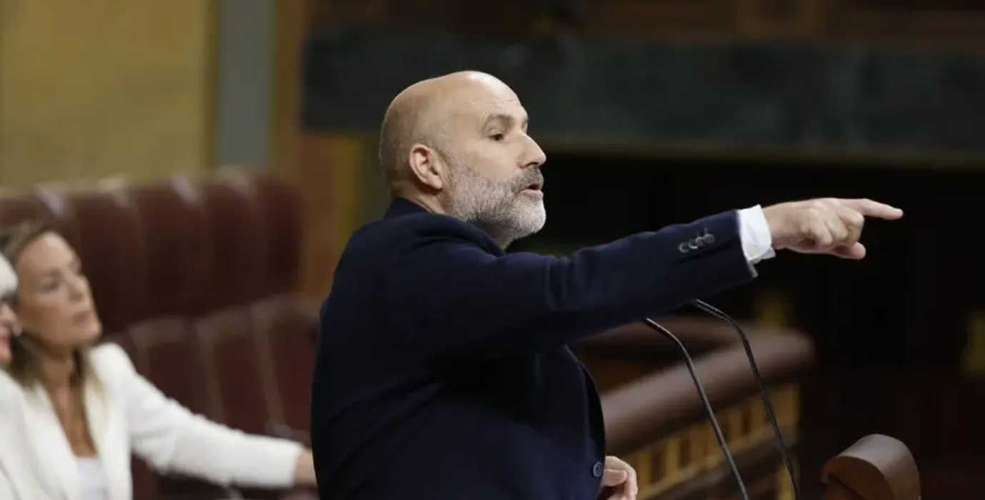 Captura_de_pantalla_2025-11-18_122112.png