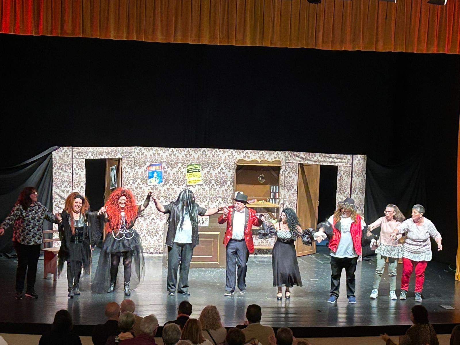foto_teatro_1.jpg